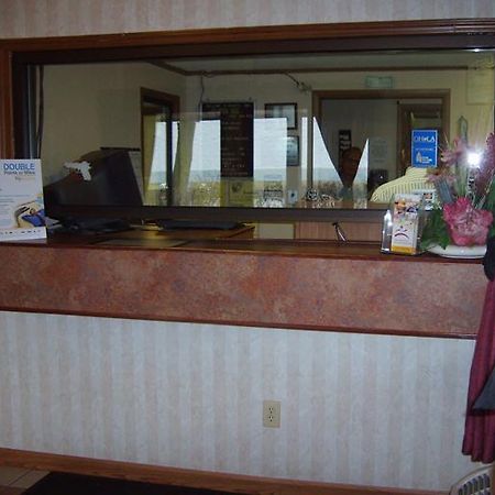 Budgetel Inn & Suites Columbus Interiér fotografie