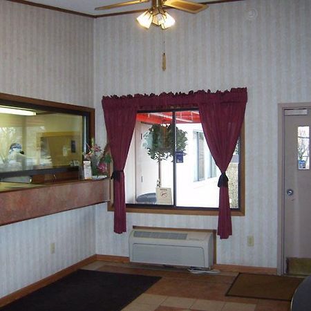 Budgetel Inn & Suites Columbus Exteriér fotografie